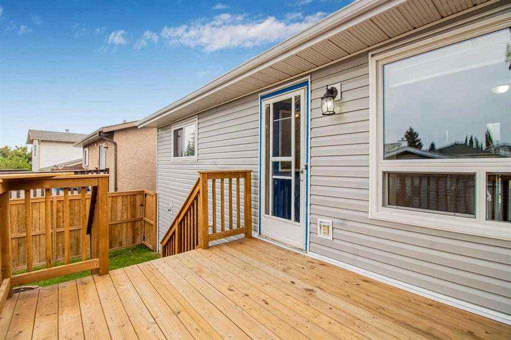 MLS® A2267233 - 16279 10 Street SW in Shawnessy Calgary, Residential