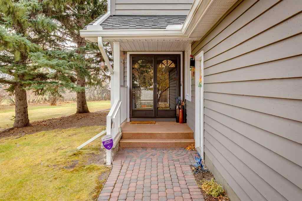 MLS® A2267237 - 24 Wood Crescent SW in Woodlands Calgary, Residential