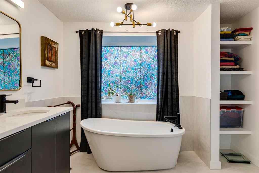 MLS® A2267237 - 24 Wood Crescent SW in Woodlands Calgary, Residential