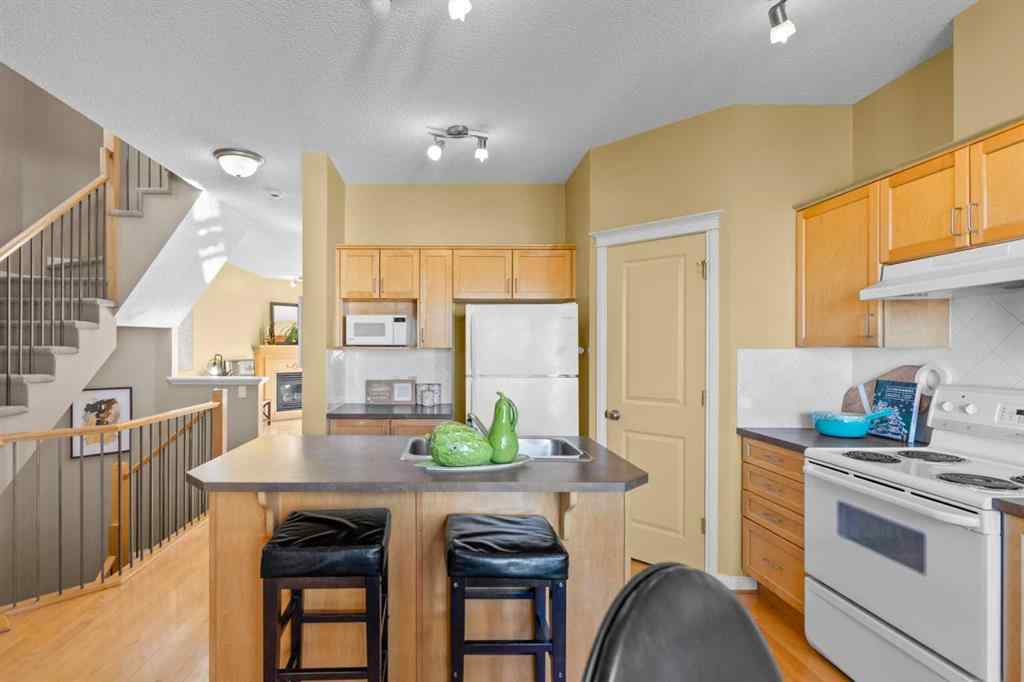 MLS® A2267238 - 147 Hampstead Green NW in Hamptons Calgary, Residential