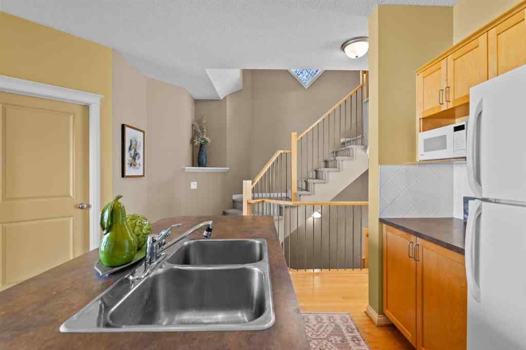 MLS® A2267238 - 147 Hampstead Green NW in Hamptons Calgary, Residential