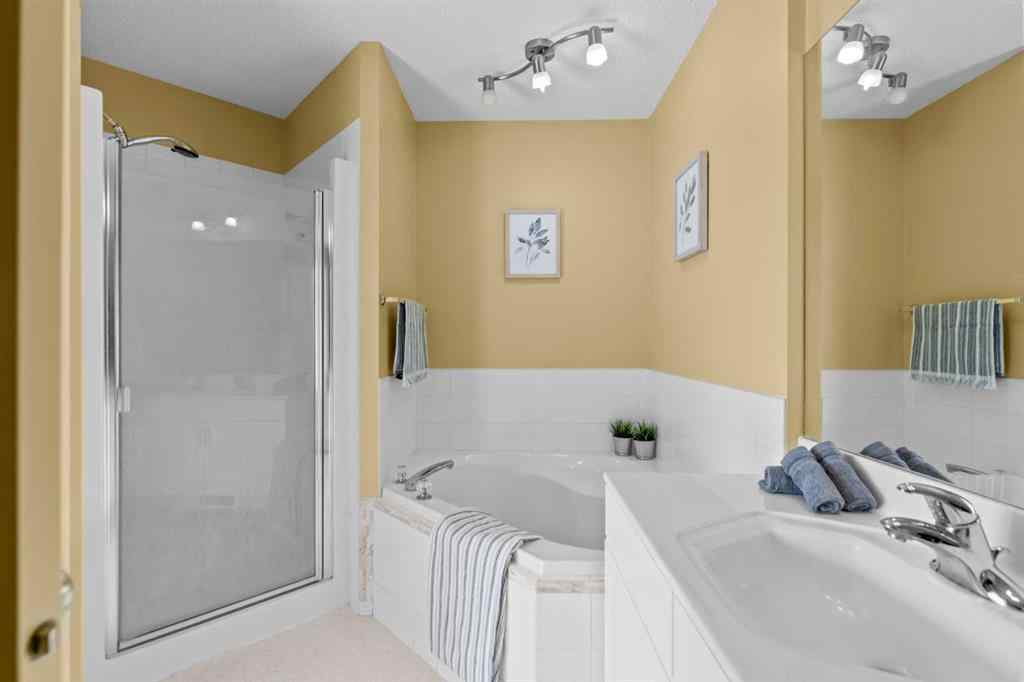 MLS® A2267238 - 147 Hampstead Green NW in Hamptons Calgary, Residential