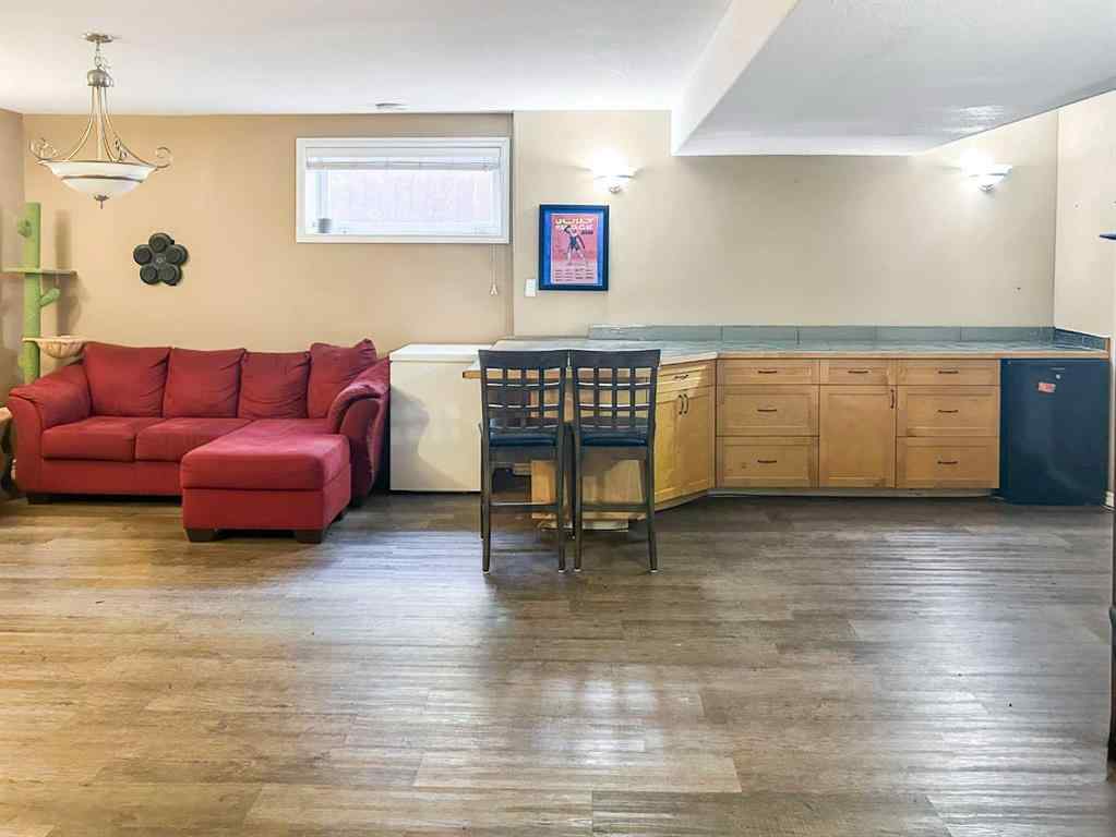 MLS® A2267239 - 5318 54 Street  in Poplar Grove Camrose, Residential