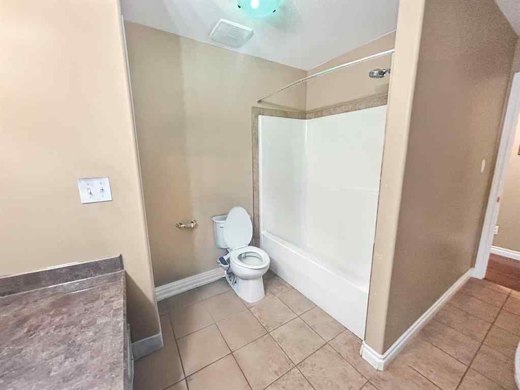 MLS® A2267239 - 5318 54 Street  in Poplar Grove Camrose, Residential