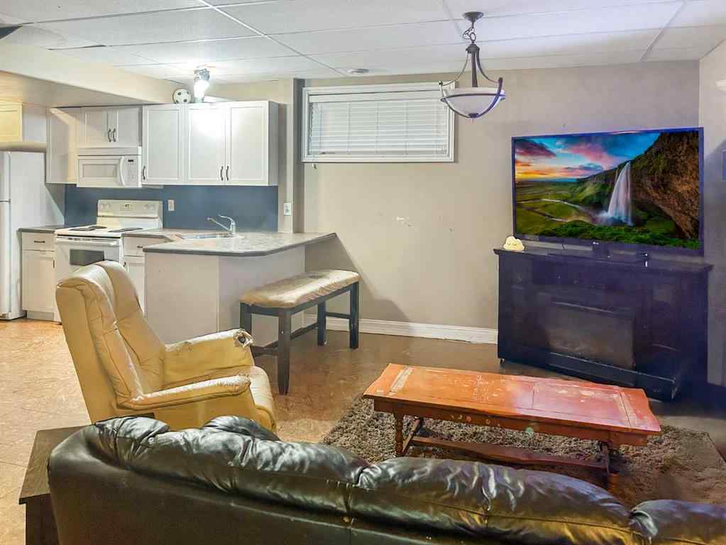 MLS® A2267239 - 5318 54 Street  in Poplar Grove Camrose, Residential