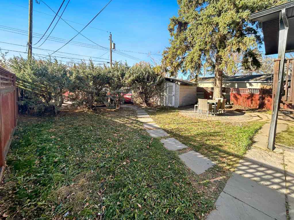 MLS® A2267239 - 5318 54 Street  in Poplar Grove Camrose, Residential