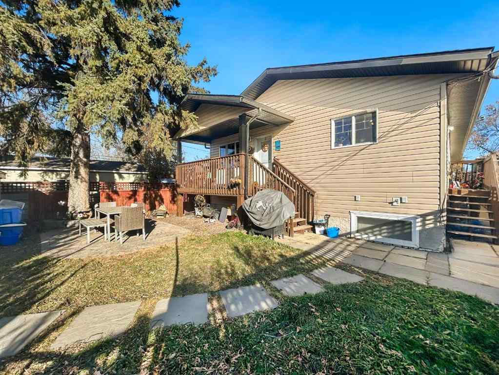 MLS® A2267239 - 5318 54 Street  in Poplar Grove Camrose, Residential