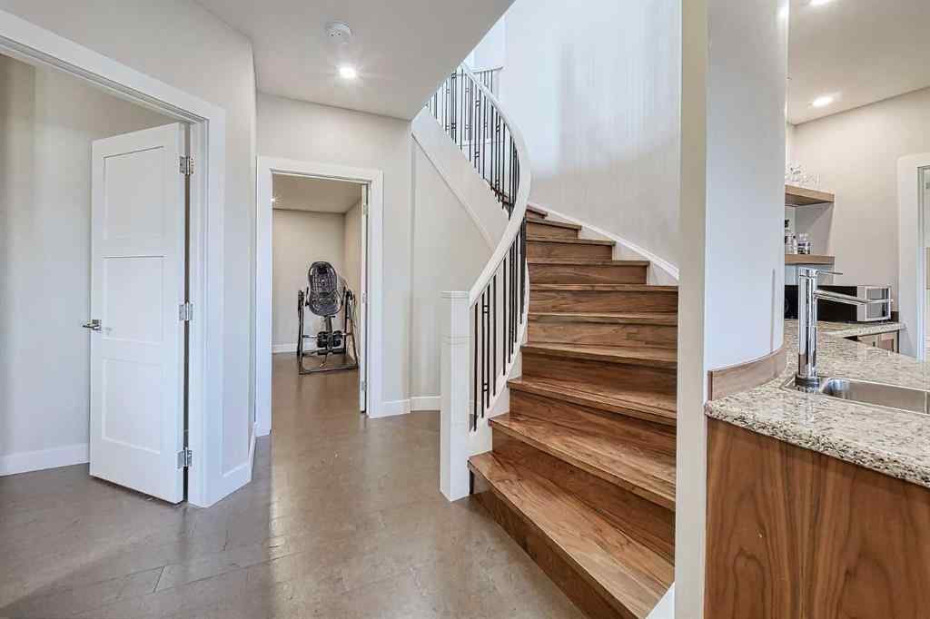 MLS® A2267240 - 180 Arbour Glen Close NW in Arbour Lake Calgary, Residential