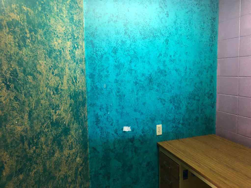 MLS® A2267242 - 189 Pembina Avenue  in Mountain View Hinton, Commercial