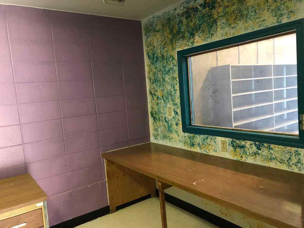 MLS® A2267242 - 189 Pembina Avenue  in Mountain View Hinton, Commercial