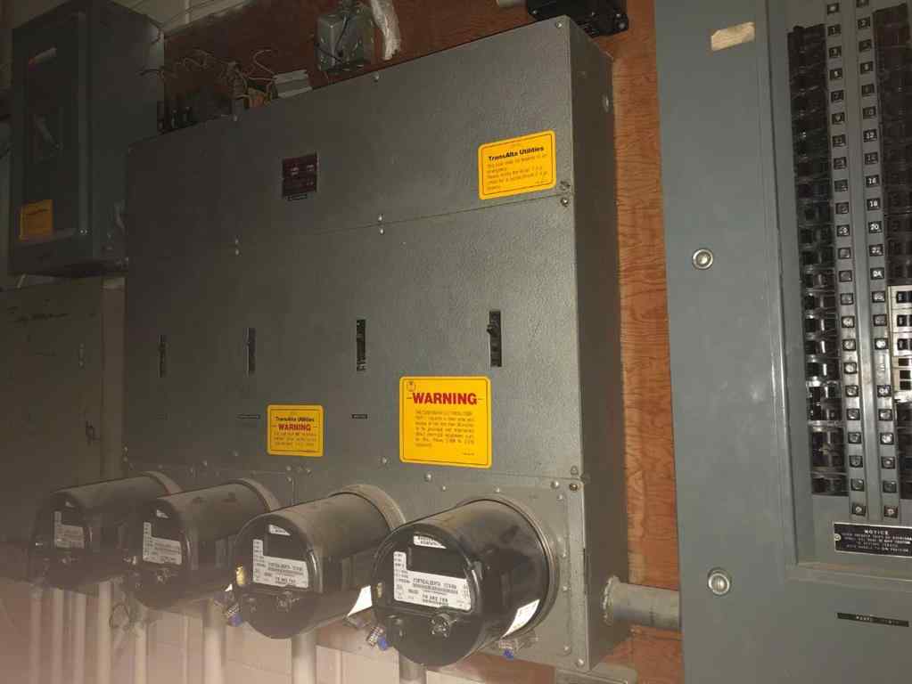 MLS® A2267242 - 189 Pembina Avenue  in Mountain View Hinton, Commercial