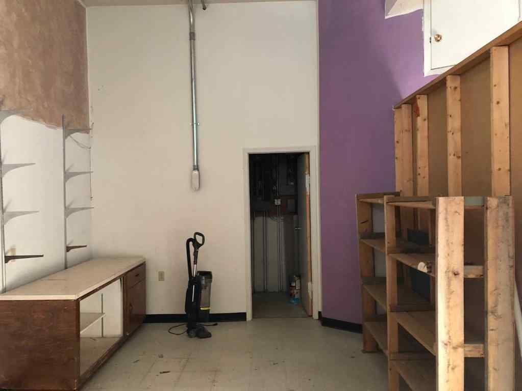 MLS® A2267242 - 189 Pembina Avenue  in Mountain View Hinton, Commercial