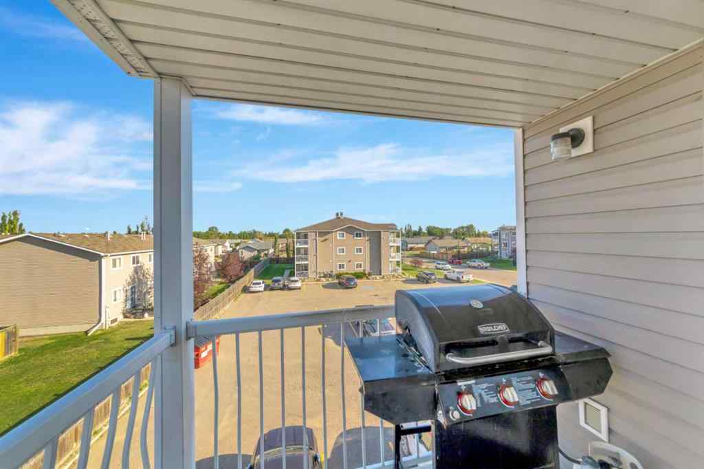 MLS® A2267243 - Unit #303 1804 48 Avenue  in Wallacefield Lloydminster, Residential