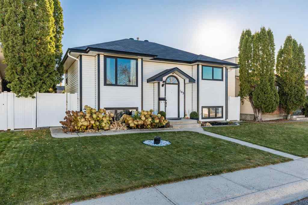 MLS® A2267244 - 143 Stapeford Crescent SE in SE Southridge Medicine Hat, Residential