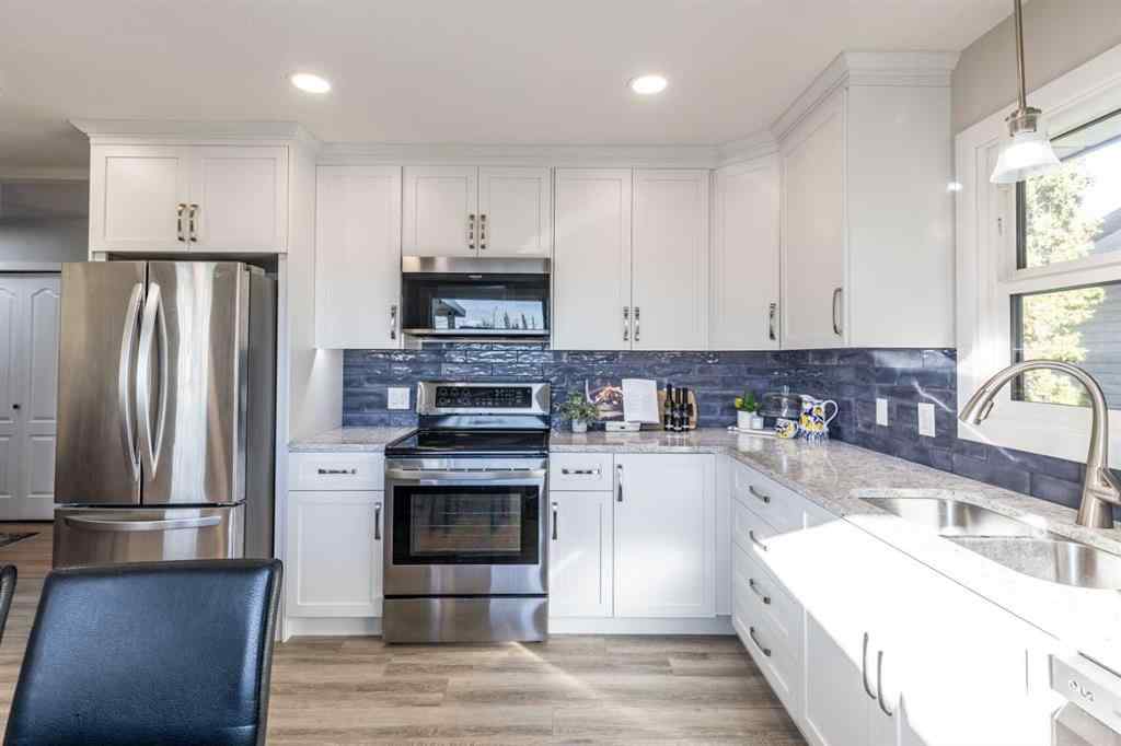 MLS® A2267244 - 143 Stapeford Crescent SE in SE Southridge Medicine Hat, Residential