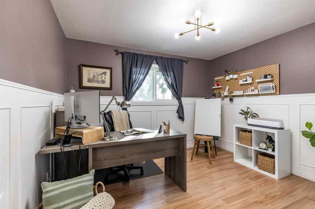 MLS® A2267244 - 143 Stapeford Crescent SE in SE Southridge Medicine Hat, Residential