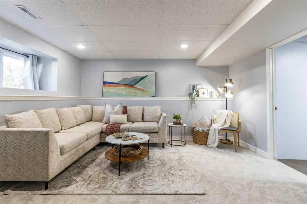 MLS® A2267244 - 143 Stapeford Crescent SE in SE Southridge Medicine Hat, Residential