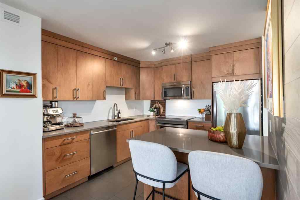 MLS® A2267247 - Unit #1201 804 3 Avenue SW in Eau Claire Calgary, Residential