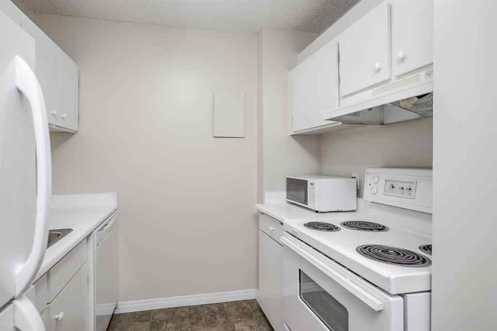 MLS® A2267249 - Unit #307 4944 Dalton Drive NW in Dalhousie Calgary, Residential