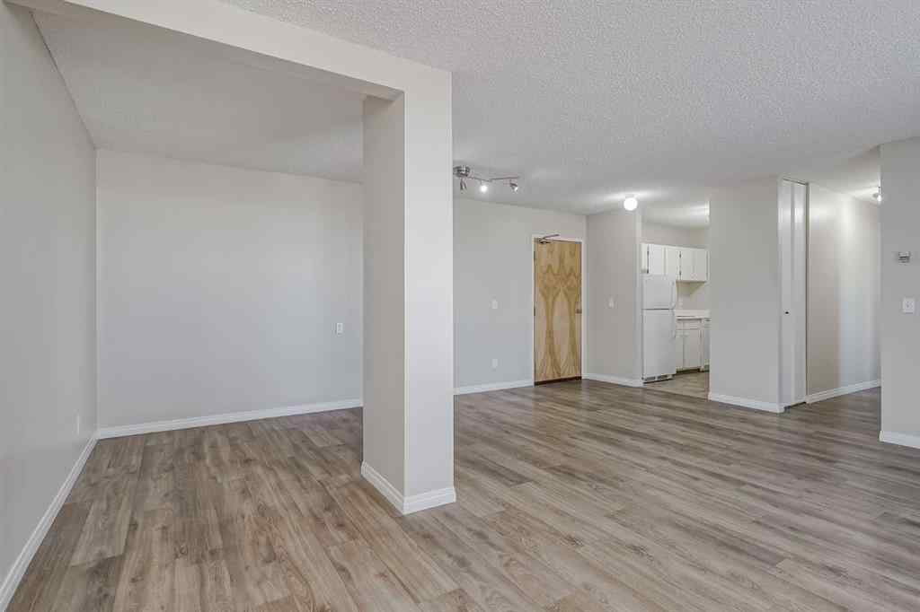 MLS® A2267249 - Unit #307 4944 Dalton Drive NW in Dalhousie Calgary, Residential