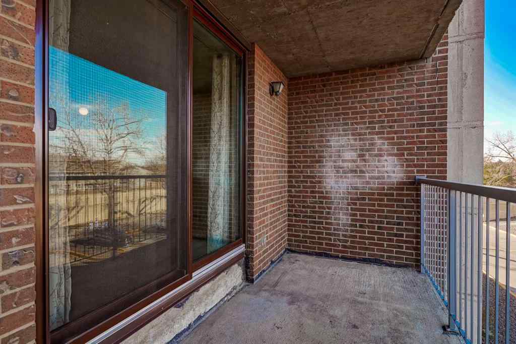 MLS® A2267249 - Unit #307 4944 Dalton Drive NW in Dalhousie Calgary, Residential