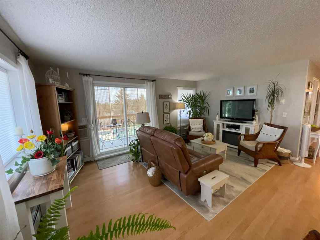 MLS® A2267256 - Unit #404 1881 17 Street  in NONE Didsbury, Residential