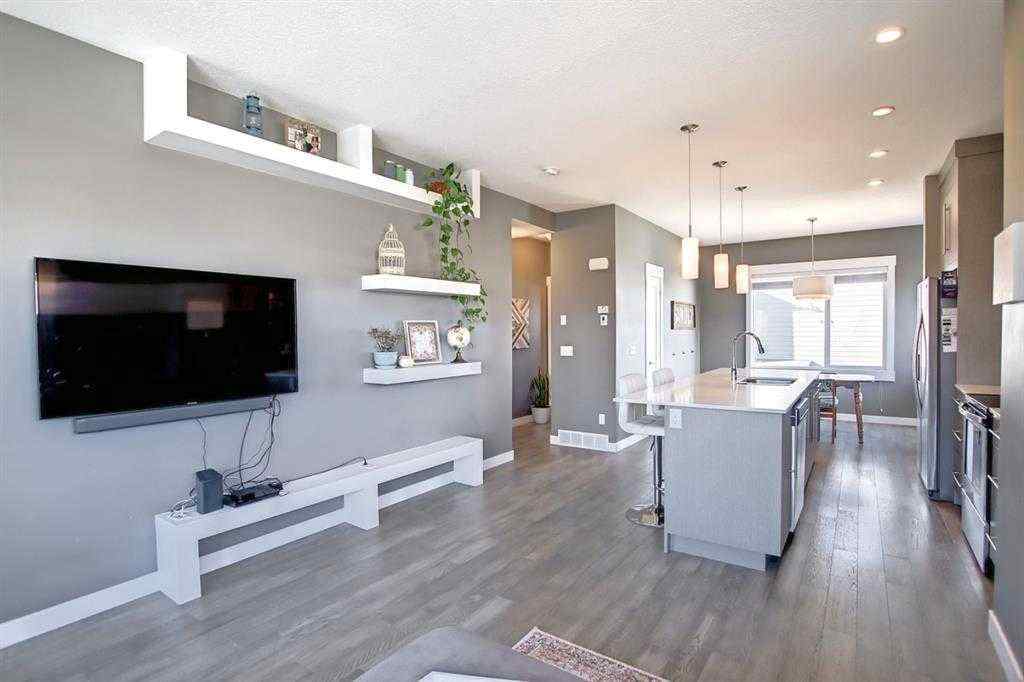 MLS® A2267258 - Unit #11 111 Rainbow Falls Gate  in Rainbow Falls Chestermere, Residential