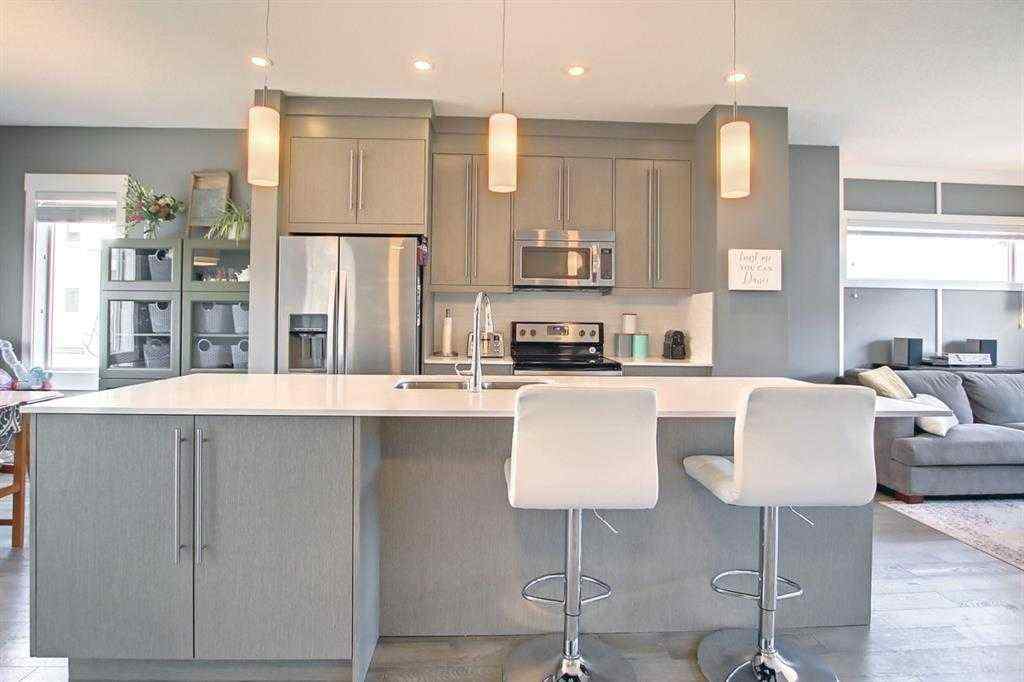 MLS® A2267258 - Unit #11 111 Rainbow Falls Gate  in Rainbow Falls Chestermere, Residential