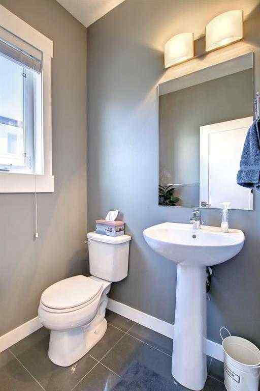 MLS® A2267258 - Unit #11 111 Rainbow Falls Gate  in Rainbow Falls Chestermere, Residential