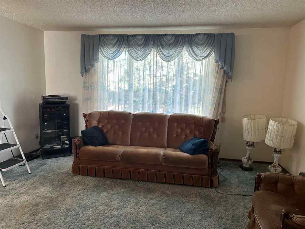 MLS® A2267259 - 4706 60 Avenue  in NONE Taber, Residential