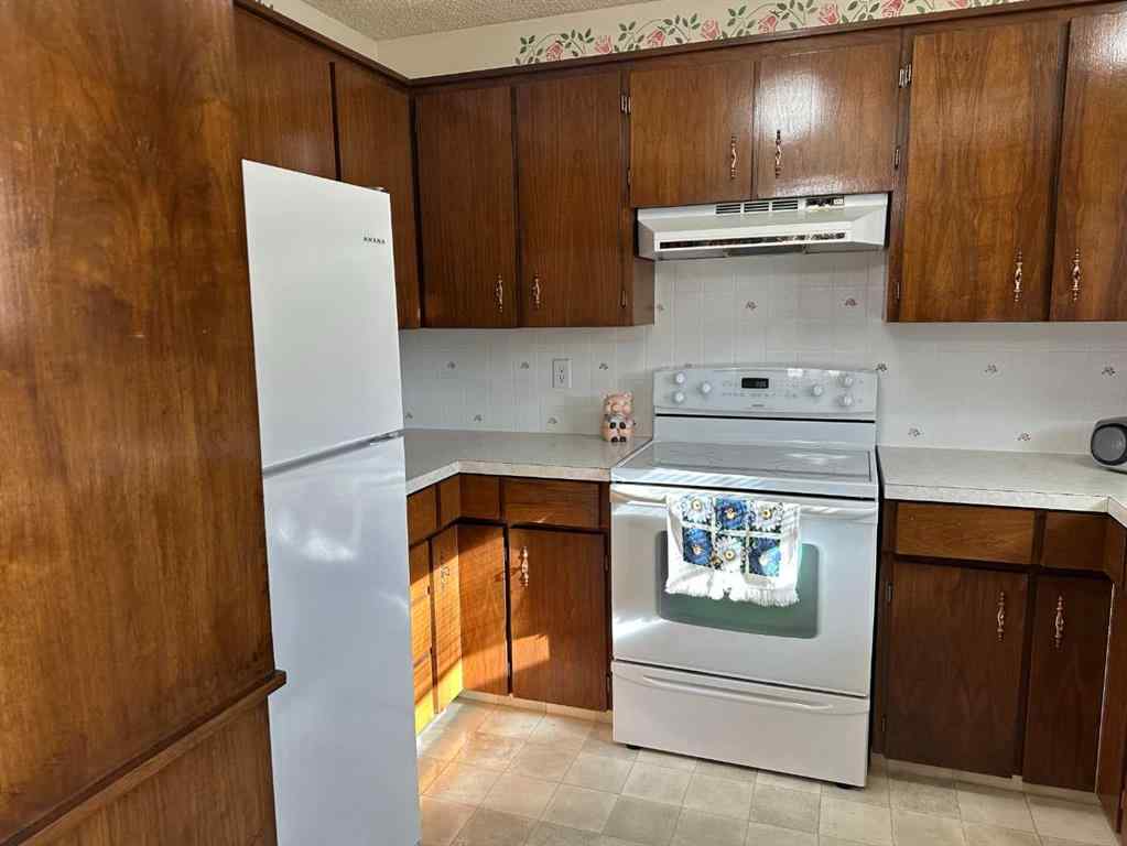 MLS® A2267259 - 4706 60 Avenue  in NONE Taber, Residential