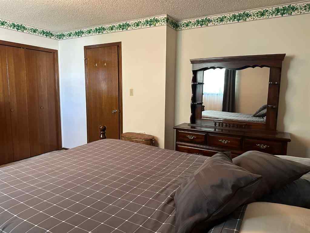 MLS® A2267259 - 4706 60 Avenue  in NONE Taber, Residential