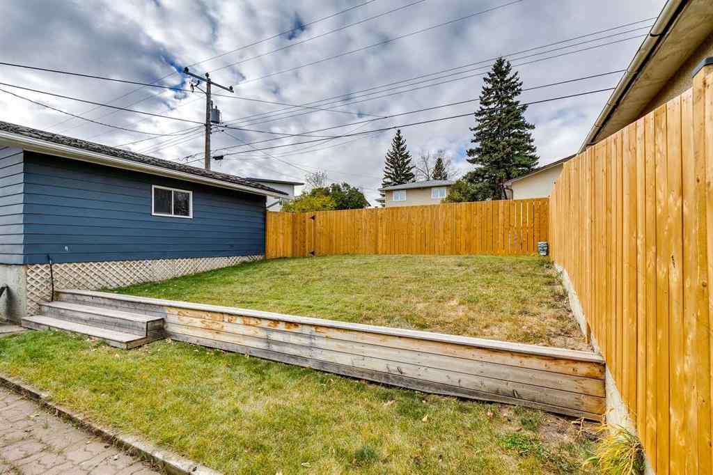 MLS® A2267262 - 732 Sacramento Place SW in Southwood Calgary, Residential