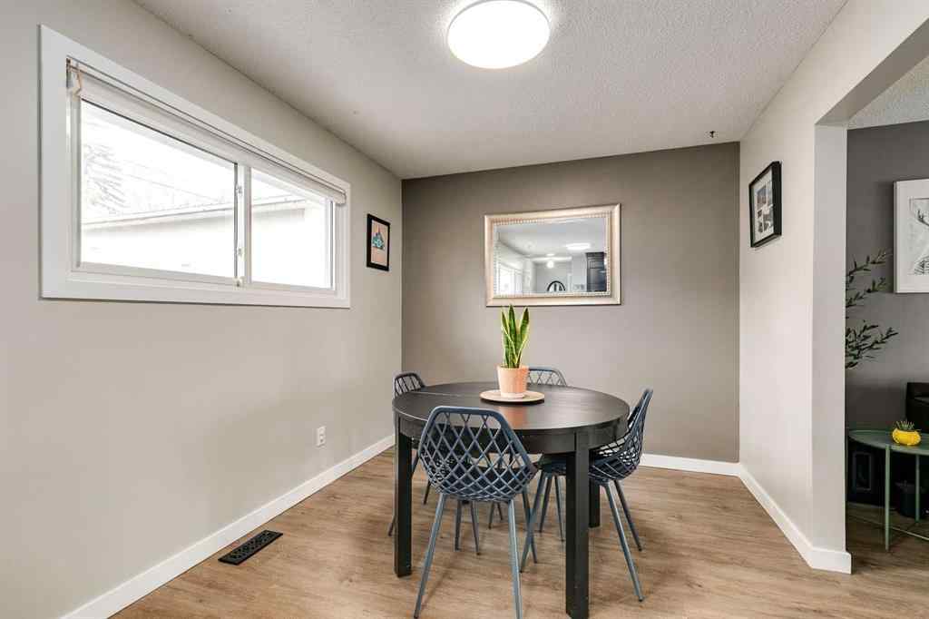 MLS® A2267262 - 732 Sacramento Place SW in Southwood Calgary, Residential