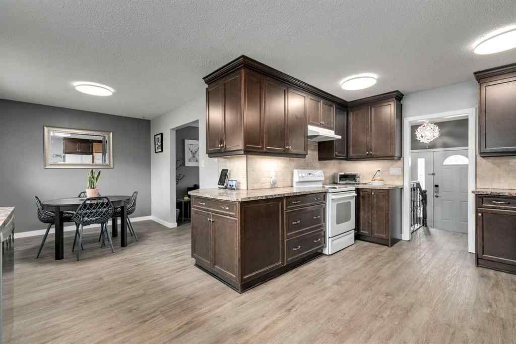 MLS® A2267262 - 732 Sacramento Place SW in Southwood Calgary, Residential