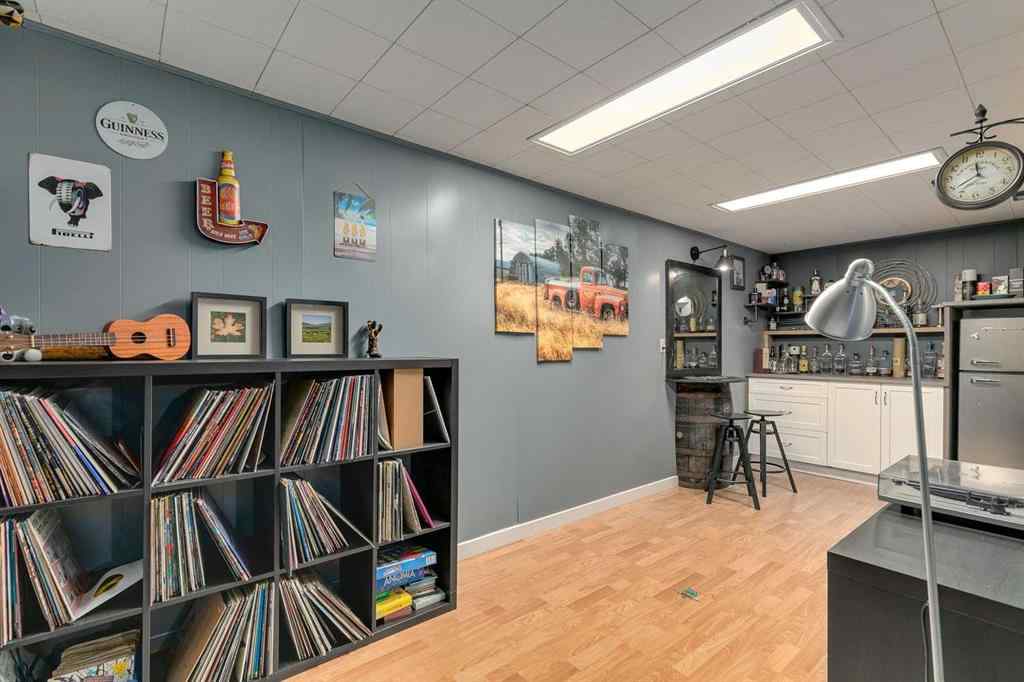 MLS® A2267262 - 732 Sacramento Place SW in Southwood Calgary, Residential