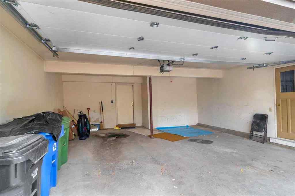 MLS® A2267268 - Unit #24 1815 Varsity Estates Drive NW in Varsity Calgary, Residential