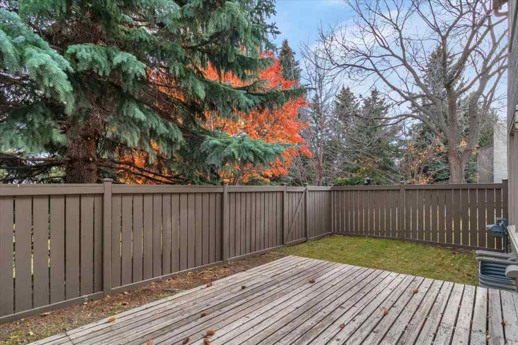 MLS® A2267268 - Unit #24 1815 Varsity Estates Drive NW in Varsity Calgary, Residential