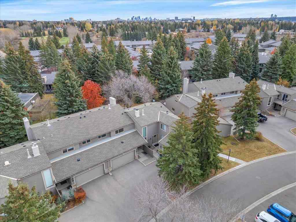 MLS® A2267268 - Unit #24 1815 Varsity Estates Drive NW in Varsity Calgary, Residential