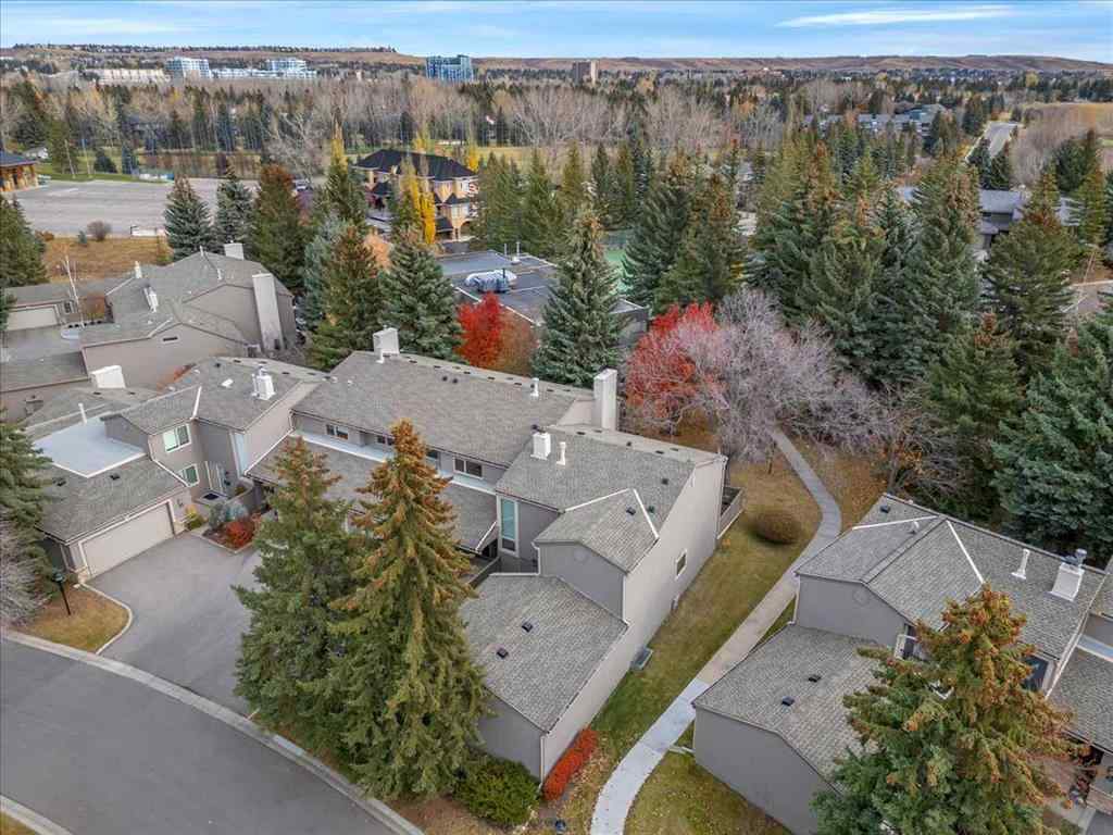 MLS® A2267268 - Unit #24 1815 Varsity Estates Drive NW in Varsity Calgary, Residential