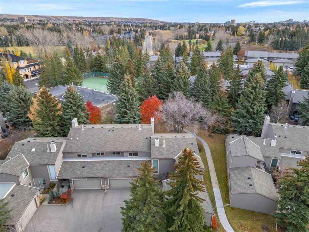 MLS® A2267268 - Unit #24 1815 Varsity Estates Drive NW in Varsity Calgary, Residential