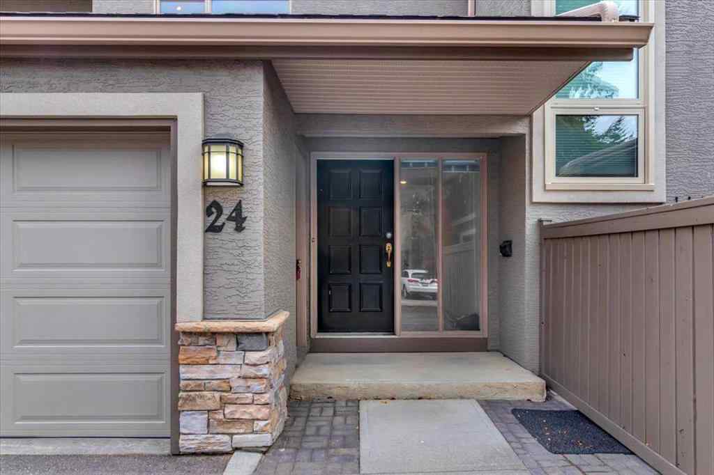 MLS® A2267268 - Unit #24 1815 Varsity Estates Drive NW in Varsity Calgary, Residential