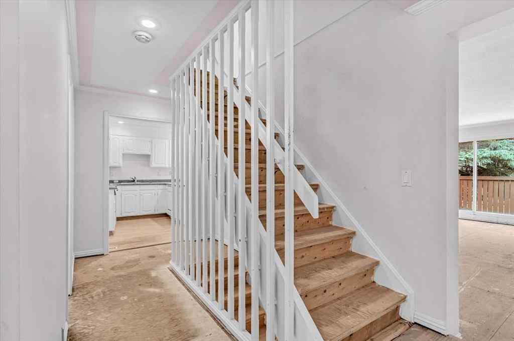 MLS® A2267268 - Unit #24 1815 Varsity Estates Drive NW in Varsity Calgary, Residential