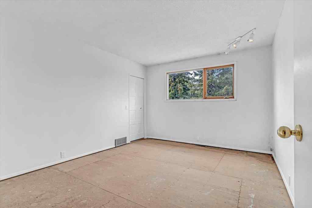 MLS® A2267268 - Unit #24 1815 Varsity Estates Drive NW in Varsity Calgary, Residential