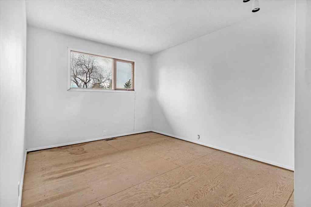 MLS® A2267268 - Unit #24 1815 Varsity Estates Drive NW in Varsity Calgary, Residential