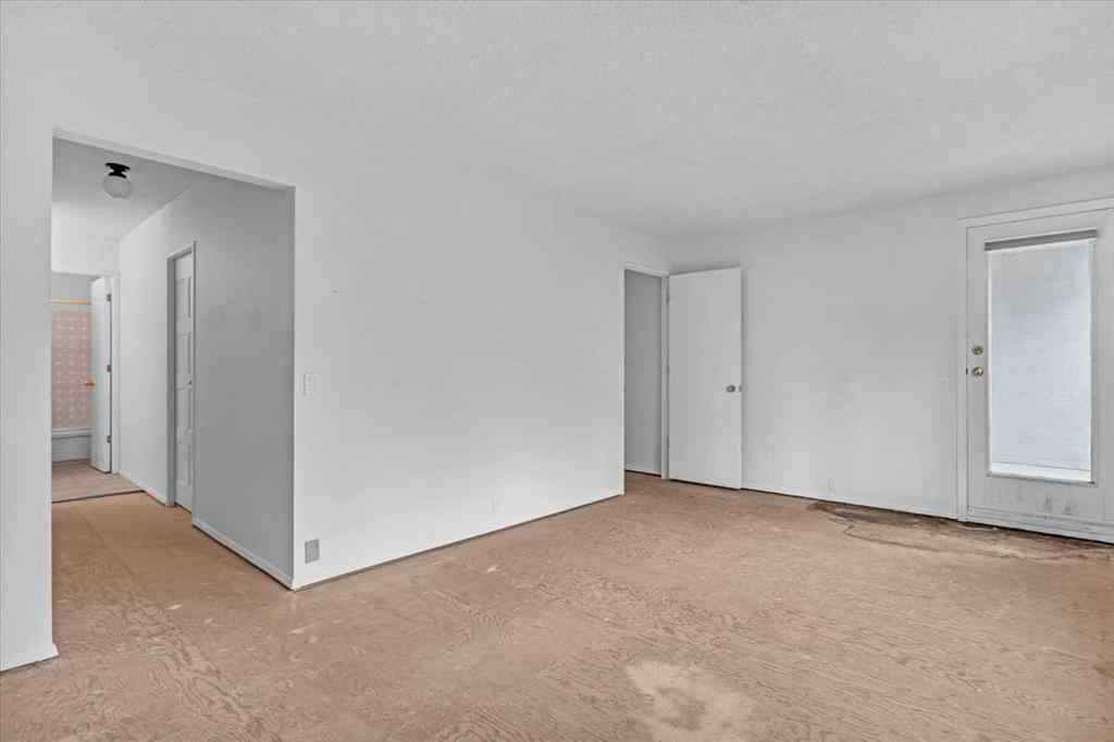 MLS® A2267268 - Unit #24 1815 Varsity Estates Drive NW in Varsity Calgary, Residential