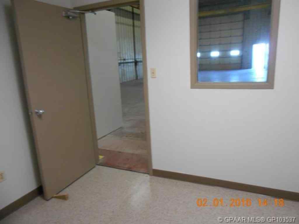 MLS® A2267270 - Unit #Bay 7 11456 96 Avenue  in Richmond Industrial Park Grande Prairie, Commercial