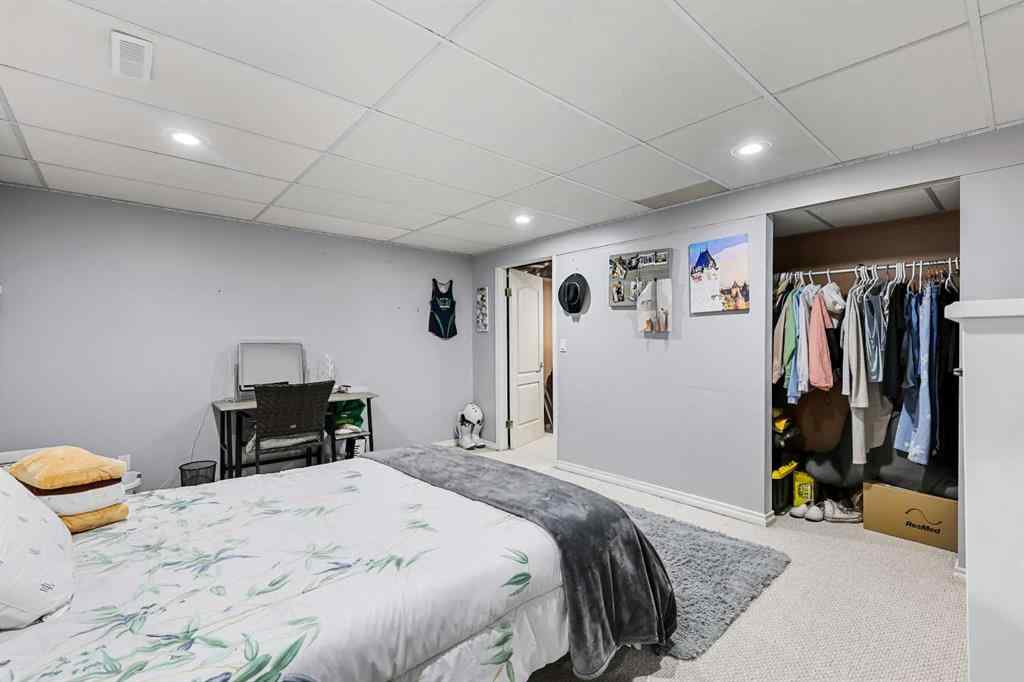 MLS® A2267271 - 30 River Rock Way SE in Riverbend Calgary, Residential