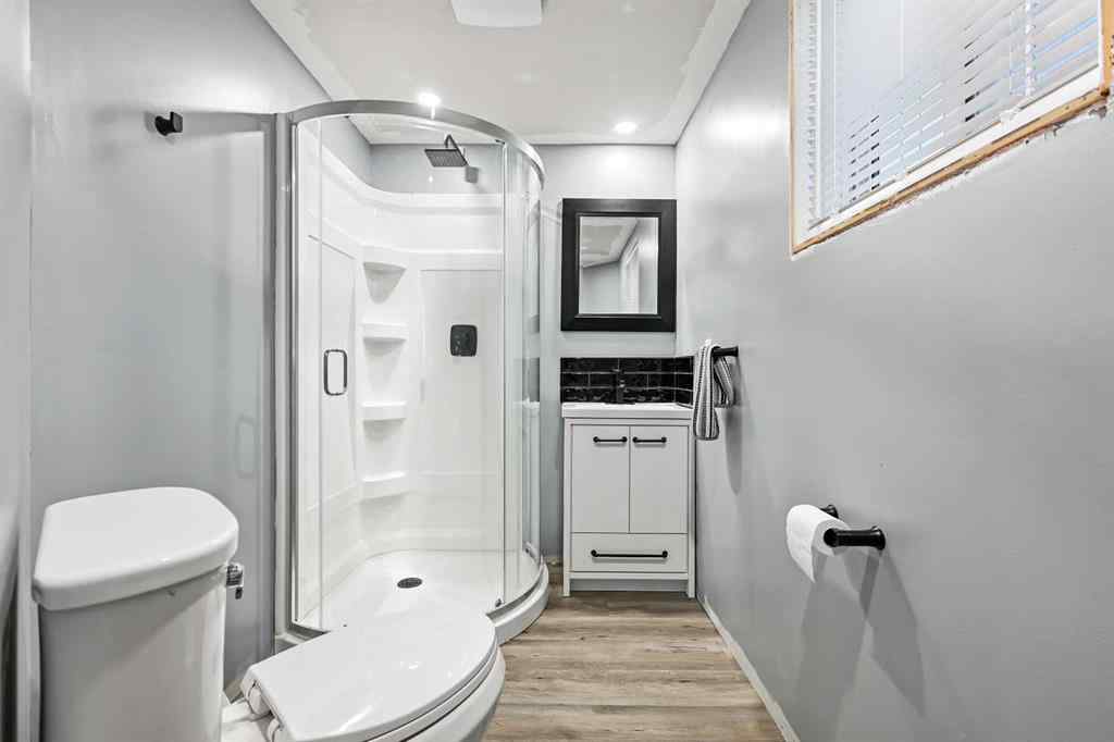 MLS® A2267271 - 30 River Rock Way SE in Riverbend Calgary, Residential