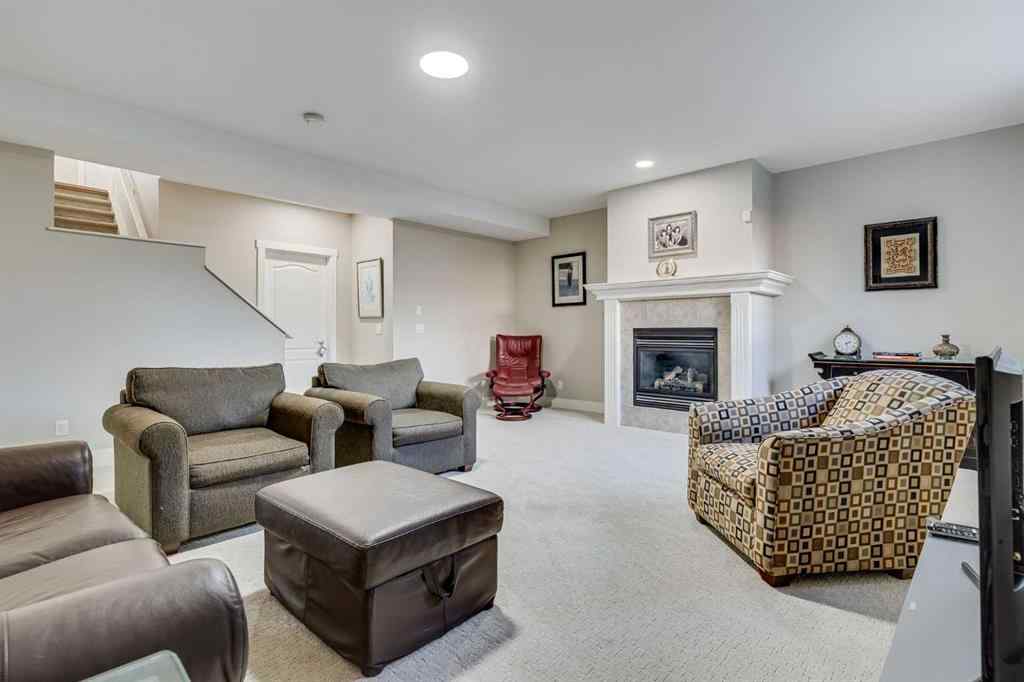 MLS® A2267273 - 84 Shannon Estates Terrace SW in Shawnessy Calgary, Residential